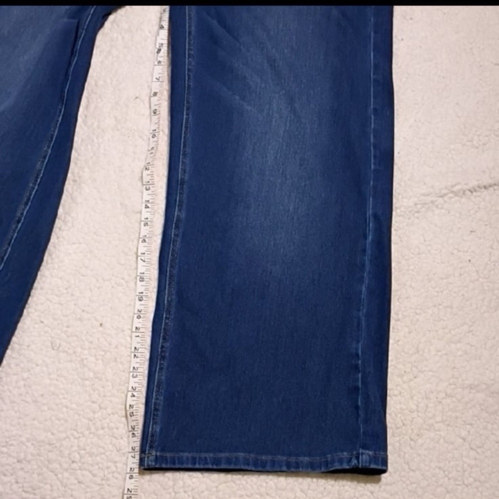 Halara Dark Wash Wide Leg Flare Jeans M High Rise Stretch Denim - Picture 7 of 10